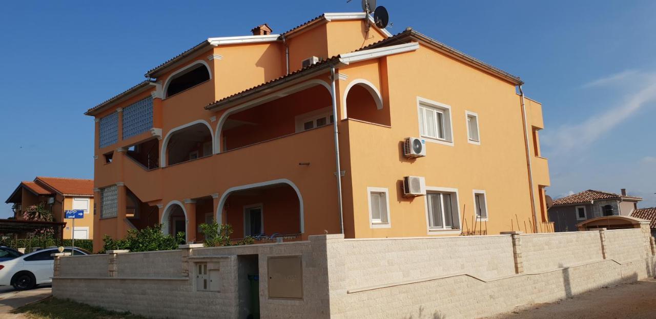 Apartmani Citrus Novigrad Filipac Exterior photo